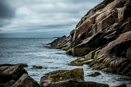 image of Maine's rocky coast